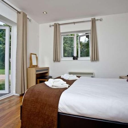 Lovely 2 Bedroom Holiday Chalet Near Sidmouth Exterior foto
