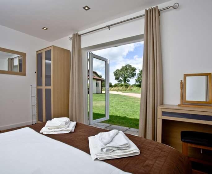 Lovely 2 Bedroom Holiday Chalet Near Sidmouth Exterior foto
